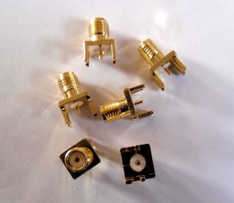 50 75 conector de la desviación SMA del ohmio con Shell de cobre amarillo