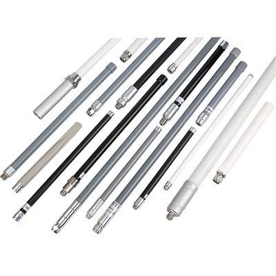 Antena omnidireccional al aire libre 4G 800/2700MHz 3/5DBi de FRP